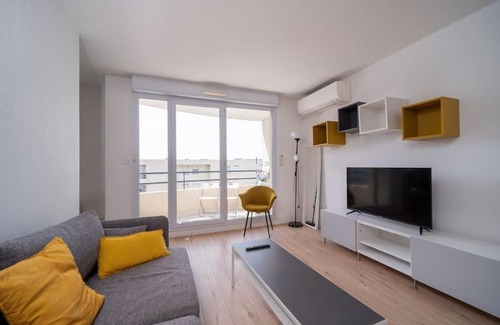 Baille Apartment | Appartement tout équipé climatisé Terrasse Hôpital de la Timone