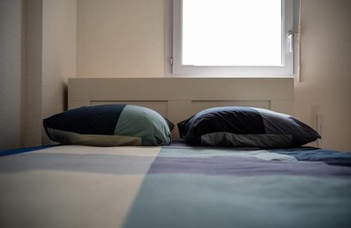 Baille Apartment | Appartement tout équipé climatisé Terrasse Hôpital de la Timone