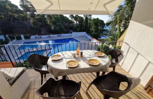 Calella de Palafrugell Apartment | Appartement tout confort avec WIFI vue sur mer et piscine communautaire secteur EL GOLFET à Callela de Palafrugell