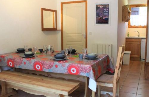 Les Claux Apartment | Appartement Triplex 5 Pièces, Terrasse Ouest, 10 Couchages – Vars Les Claux - FR-1-330B-185