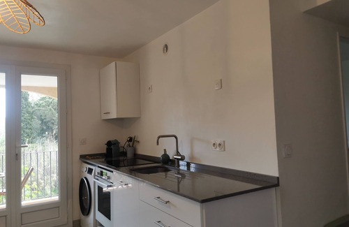 Port Cogolin Condo | Appartement une Pièce Dans Résidence Sécurisée Avec Piscine Avec Garage Fermé