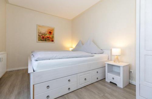 Kuehlungsborn Apartment | Appartementhaus Miramare Ferienwohnung 06