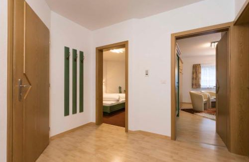 Ravaisch Apartment | Appartements Garni Alpin Live