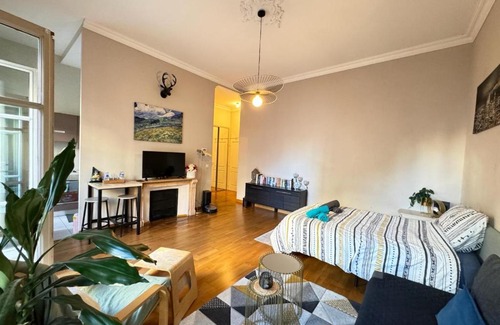 La Joliette Apartment | Appartemment RUE DE LA REPUBLIQUE, joli et moderne au coeur du centre