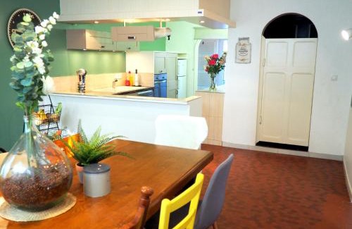 Brehal Apartment | AppartHotel - Le Downtown 1 à 5 personnes