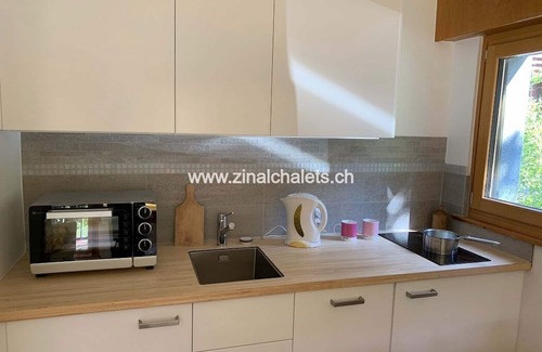 Zinal Apartment | Appartment in a building in Zinal - 1 bedroom with 1 double bed (140x200) - 1 bedroom with 2 bunk be