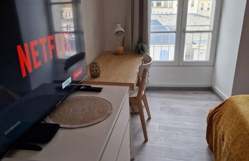 Orleans Apartment | Appartment- Near Train Station - Free Parking