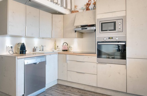 Saint-Martin-de-Re Apartment | Appartment PERTUIS .