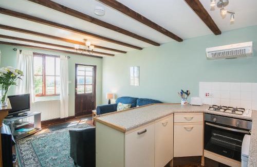 Scalby House | Apple Tree Cottage - E1800