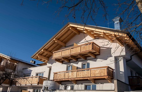 Bad Wiessee House | Apple tree - Schnitzer's Dahoam