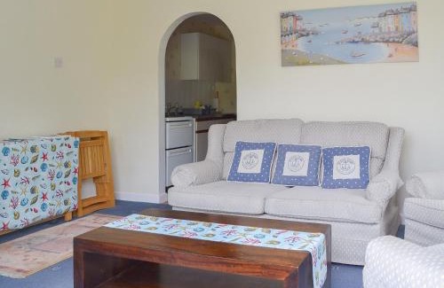 Torquay House | Appletree Apartment