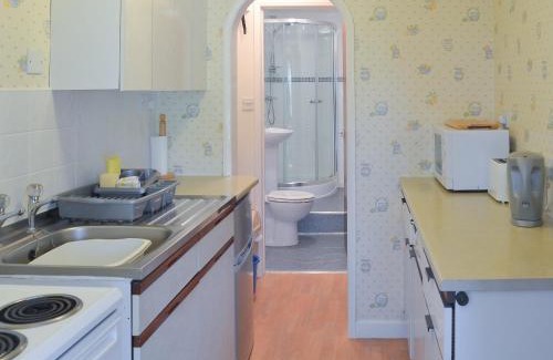 Torquay House | Appletree Apartment
