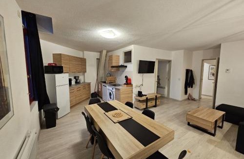 Allevard Apartment | Appt au pied des thermes