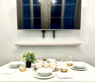 Saint-Vincent-de-Paul Apartment | Appt rénové proche Montmartre Gare du Nord et EST