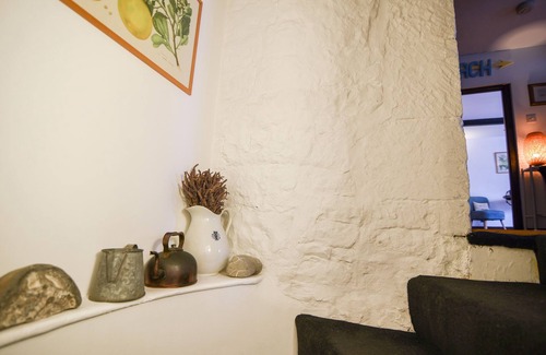 Lyme Regis Apartment | Apt 1 44/45 Coombe Street