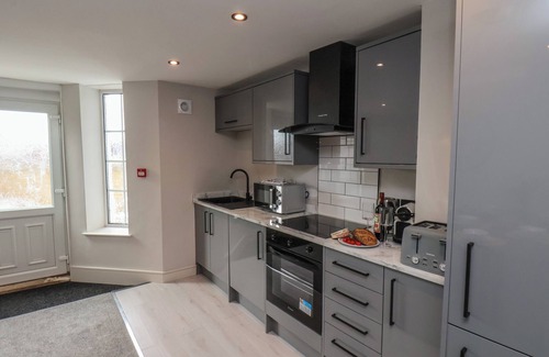 Bridlington Cottage | APT 1 @ HUNTER'S QUAY, pet friendly, with a garden in Bridlington