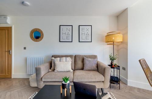 Scarborough Apartment | Apt 2 - North Marine Villa