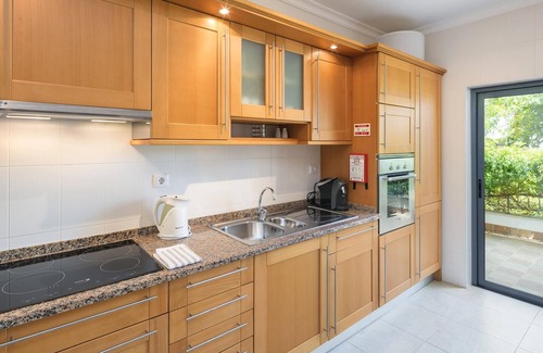 Porto de Mos Apartment | Apt. Del Rey, with pool, private garden & near the beach