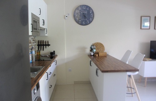 Playa de la Calera Apartment | Apt in Playa María Building. First line of the beach, with A/C and wifi