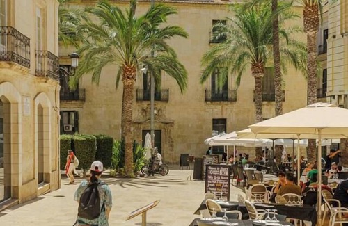 Alicante City Centre Apartment | Apt Luxe 6 Pers Mezzanine