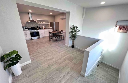 El Paso Apartment | Apt Monroe III, Cozy Modern Stay - Fast Wifi