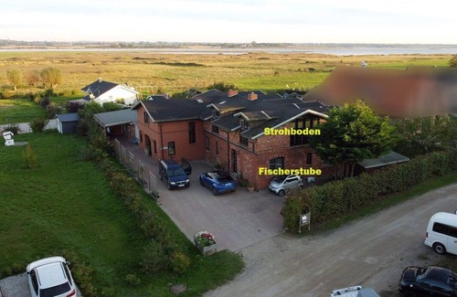 Insel Poel Apartment | Apt. Strohboden - Small modern holiday apartment in an apartment building