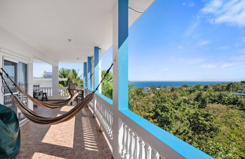 Puntas Apartment | Apt Vista del Mar Terrace - Ocean Views & Pool Table
