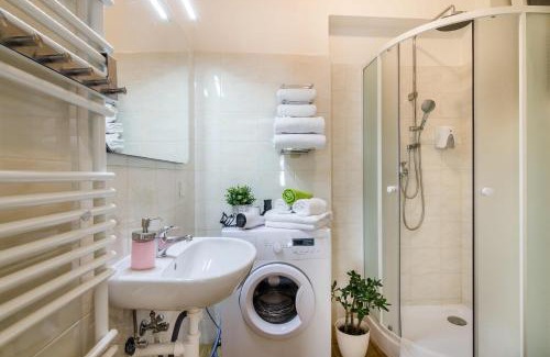 Liben Apartment | APT with sunny garden Prague by Michal&Friends