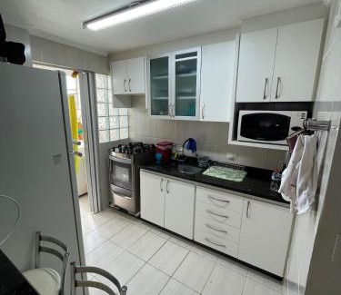 Londrina Apartment | Apto em Londrina amplo e completo com 3 quartos cozinha lavanderia e garagem