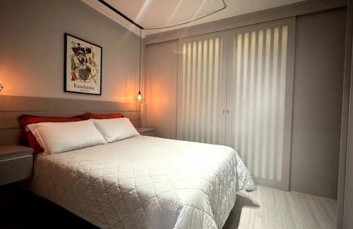 Floresta Apartment | Apto no centro de Gramado com piscina aquecida
