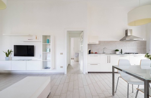 Tanaunella Apartment | AQUA, Comfortable and bright apartment