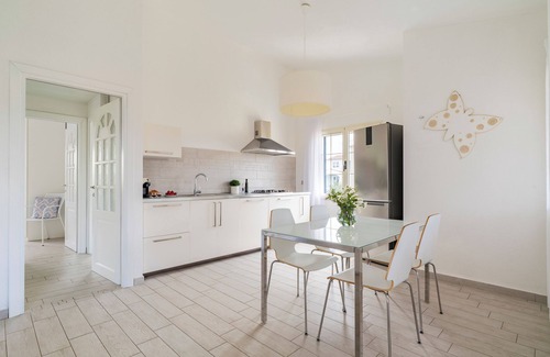Tanaunella Apartment | AQUA, Comfortable and bright apartment