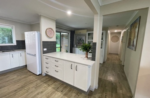 Dunwich House | Aqua - Straddie’s Best View: Bay, Brissy & Beyond!