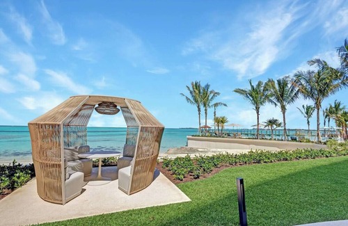 Nassau Apartment | Aqualina 3 bedroom Luxury Beachfront Residence