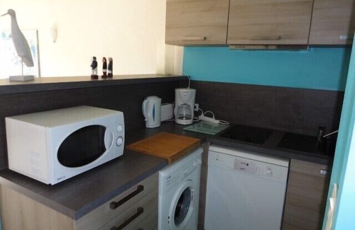 Tregastel House | Ar Bleuenn "exceptional location, artist's studio, peaceful setting, Golf PERROS, PLOUMANAC'H