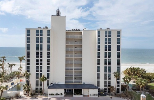 Longboat Key Condo | Arbomar 802 2/2 LBK Condo by FVC