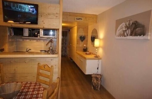 Arc-1800 Apartment | Arc 1800, beautiful apartment for 5 people, chalet style, superb south west view, departure from the slopes