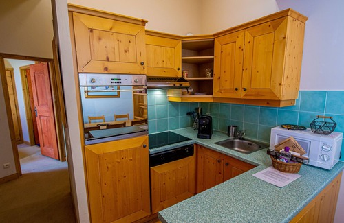 Bourg-Saint-Maurice Apartment | Arc 1950, Sources de marie, 6-8 pers, ski-in/ski-out, swimming pool and spa/sauna access