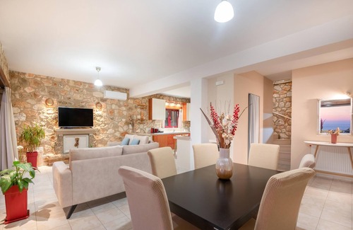 Kerion Villa | Arca Villa Enchanting Sunset!