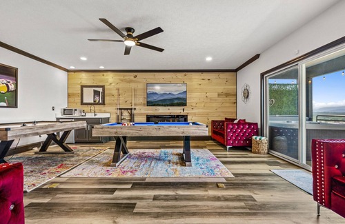 Sevierville House | Arcades, Theater, HotTub & Amazing Mtn Views