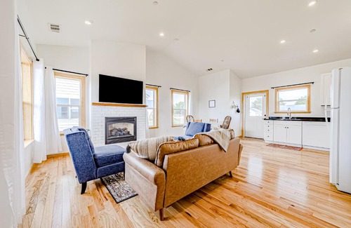 Pacific House | Arcata Farmhouse