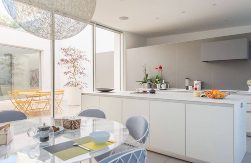 Nimes City Centre House | ARCHITECT HOUSE, Nîmes CENTRE with TERRACE and SWIMMING POOL