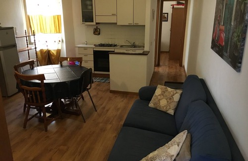 Cagliari House | ARENNERA APARTMENT-Central vacation home