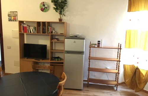 Cagliari House | ARENNERA APARTMENT-Central vacation home