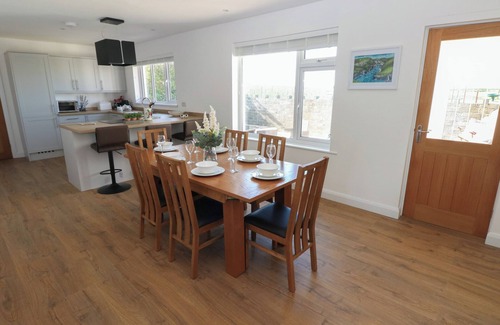 Solva Cottage | ARFRYN, pet friendly, country holiday cottage in Solva
