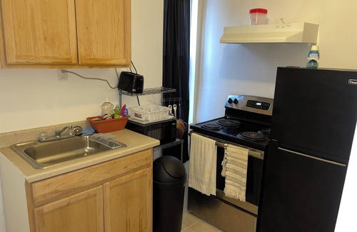 Frankford Apartment | Aria Hospital, I-95, NY ramp