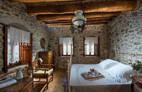 Pombia Apartment | Arismari Houses - Arismari