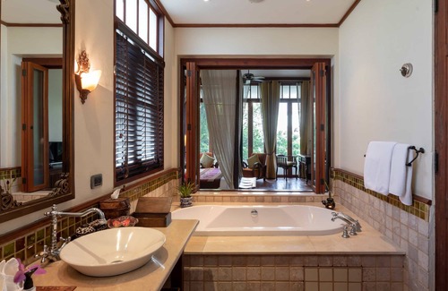 Nana Hotel | Ariyasomvilla