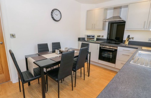 Dolgellau House | ARNANT, family friendly, character holiday cottage in Dolgellau