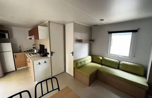 Villeneuve-les-Maguelone House | Arnel Campsite * - Mobile home Riviera Sun - 32m2 - 2 bedrooms 4 people
